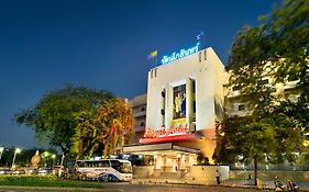 Royal Rattanakosin Hotel - Near Grand Palace & Khaosan Road